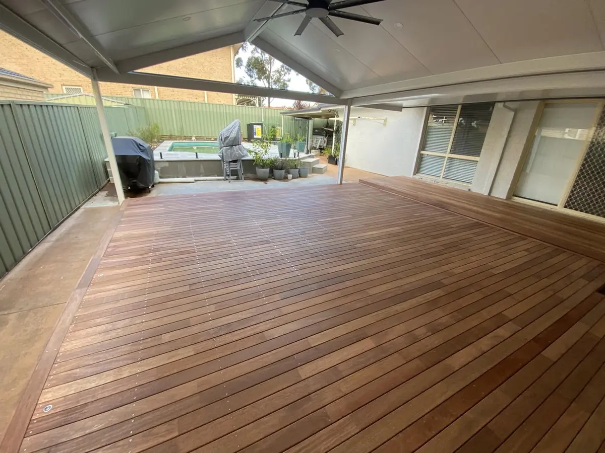 Canberra - Covered Hardwood Deck
