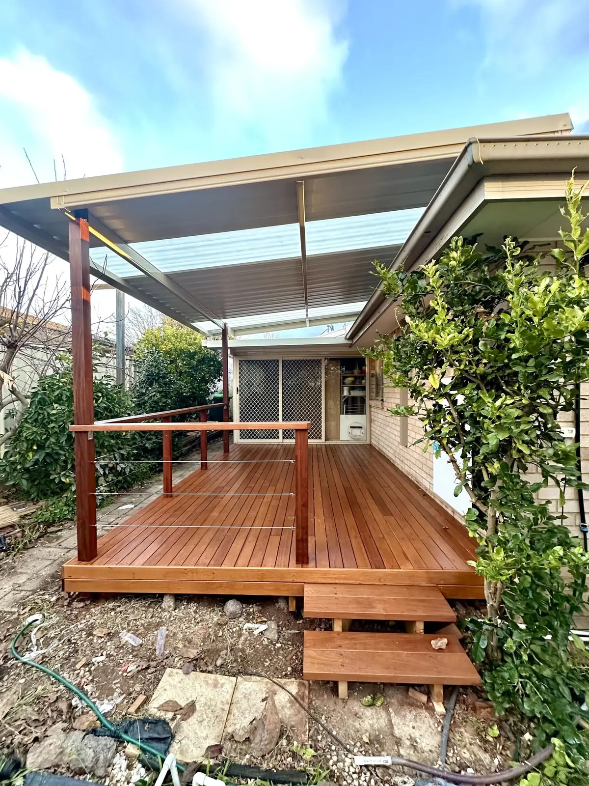 Canberra - Covered Deck & Steps